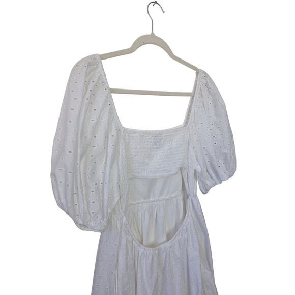 A NEW DAY White Eyelet Open-Back Smocked Dress with Bubble Sleeves - Picture 4 of 6